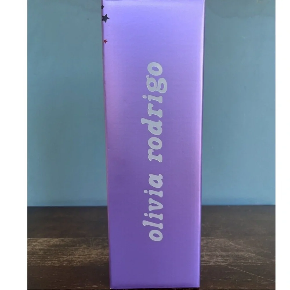 Stanley x Olivia Rodrigo Quencher H2.0 40OZ Purple FlowState Tumbler viral - Picture 6 of 10